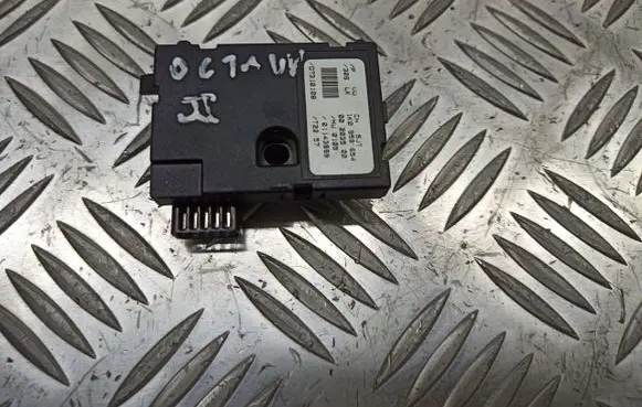 Skoda Octavia Mk2 (1Z) Steering angle sensor 1K0959654