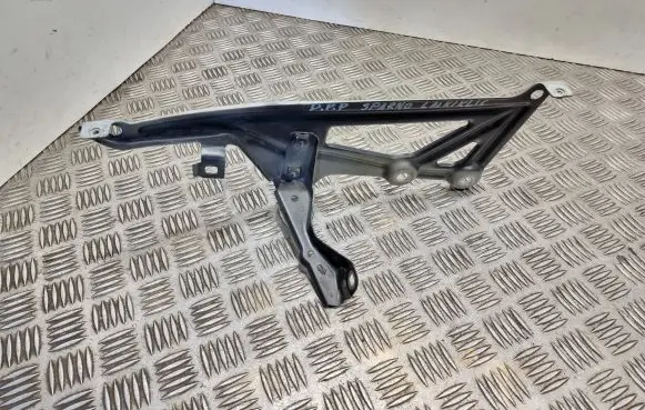 BMW X1 F48 F49 Fender mounting bracket 7392804