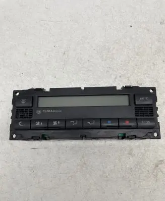 Volkswagen PASSAT B5.5 Climate control unit 3B1907044H 2400022303