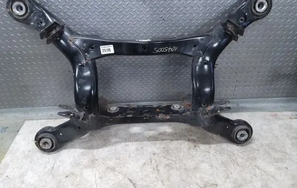 Mercedes-Benz R W251 Rear subframe A2513500032 33789R223 33789L248