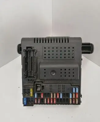 Volvo XC90 Fuse module 30786476
