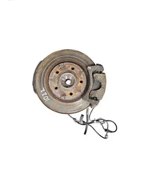 Mercedes-Benz A W168 Front wheel hub A1683302120