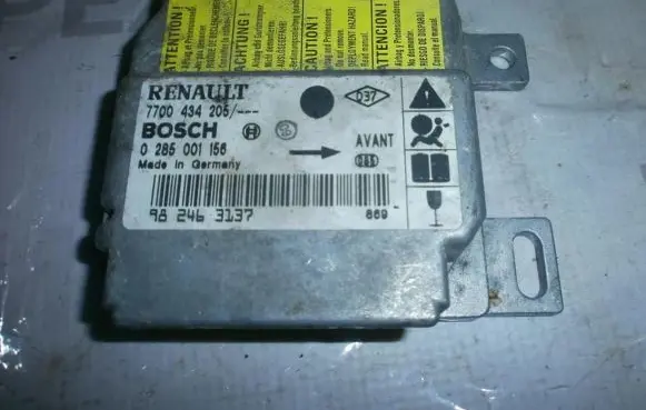 Renault Clio II Airbag control unit/module 7700434205 0285001156