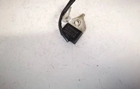 Toyota Avensis T250 Other relay 9008088002 90080-88002