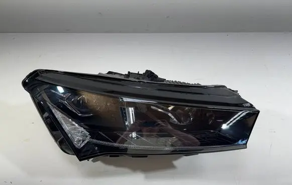 Skoda Enyaq iV Headlight/headlamp 5LB941016A