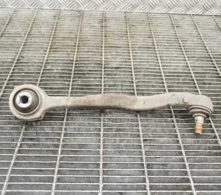 Mercedes-Benz C W204 Front lower control arm/wishbone A20445
