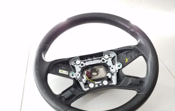 Mercedes-Benz E W212 Steering wheel A2124600303