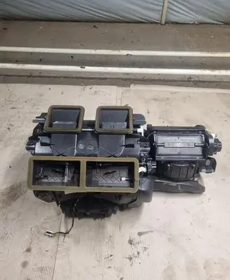 BMW 1 E81 E87 Interior heater climate box assembly 6947247