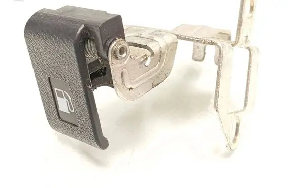 Honda CR-V Fuel tank opening switch 