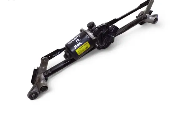 KIA Sorento Front wiper linkage and motor 981102P000