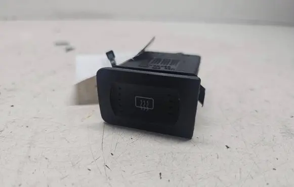 Volkswagen Golf IV Windscreen/window heater switch 1J0953235J