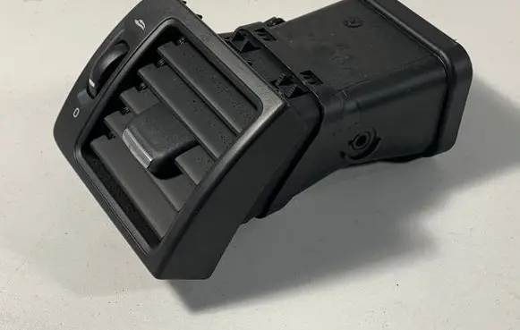 Volvo C30 Dashboard side air vent grill/cover trim 39888290