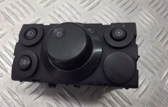 Opel Astra H Headlight level height control switch