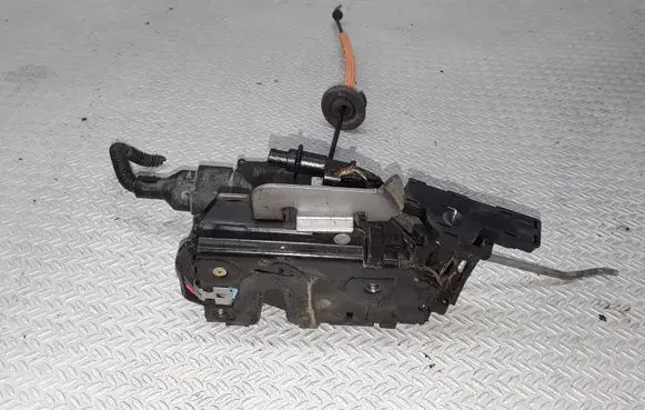 Audi A8 S8 D3 4E Front door lock 4E1837015