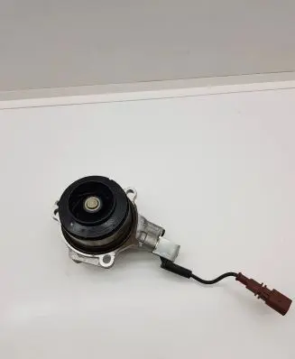 Skoda Scala Water pump 010157802K
