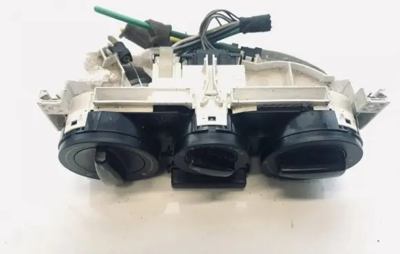 Volkswagen Golf IV Climate control unit 1j0819045f 90151120