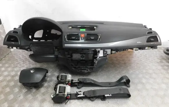 Renault Megane III Dashboard