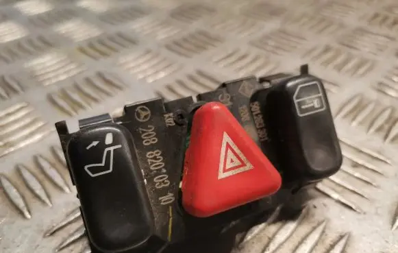 Mercedes-Benz E W210 Hazard light switch 2088200310