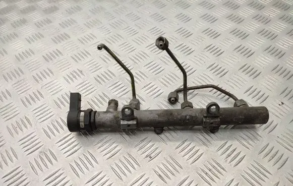 Audi A6 S6 C6 4F Fuel main line pipe 059130090AA 057130764C