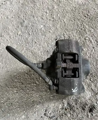 Mercedes-Benz E W210 Rear brake caliper