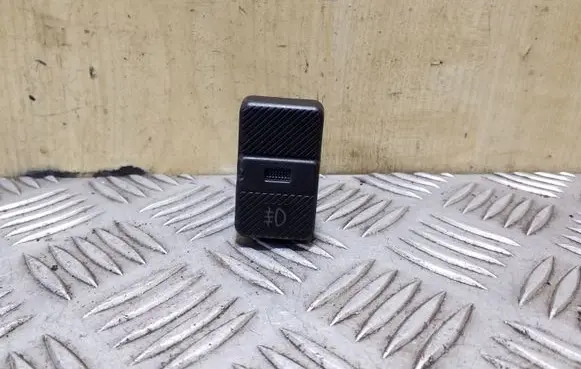 Fog light switch