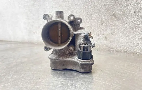 Opel Zafira B Throttle valve
