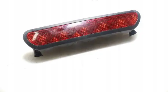 Fiat Tipo Third/center stoplight