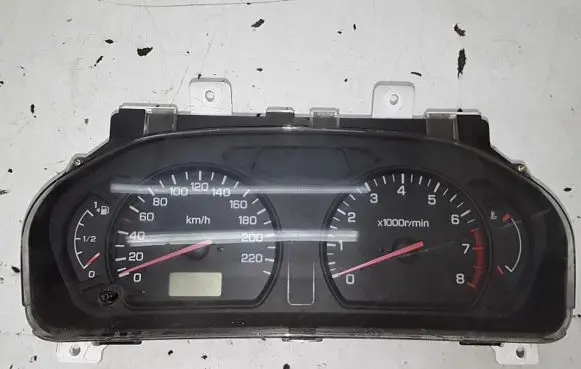 Mitsubishi Space Wagon Speedometer (instrument cluster) mr381545
