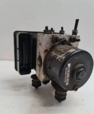 Volkswagen Golf V ABS Pump 1K0907379E 00007194D2 10096003493