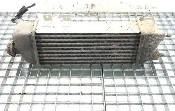 KIA Ceed Intercooler radiator 28271-2A610