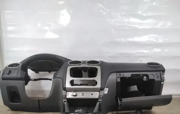 Ford Mondeo MK IV Dashboard 