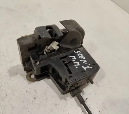 Renault Scenic I Front door lock