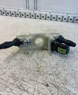 Renault Master III Wiper turn signal indicator stalk/switch 255679223R 7512