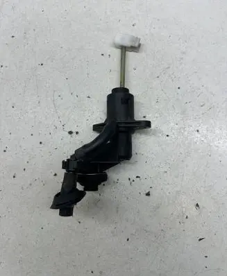 Audi A4 S4 B6 8E 8H Clutch master cylinder 8E2721401M