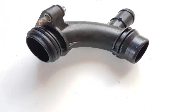 Mercedes-Benz C W205 Engine coolant pipe/hose A2742000256