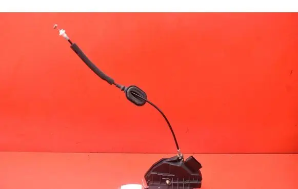 Ford Mondeo MK I Front door lock BM5AA21812BG