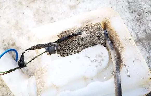 Audi A4 S4 B5 8D Windscreen/windshield washer pump