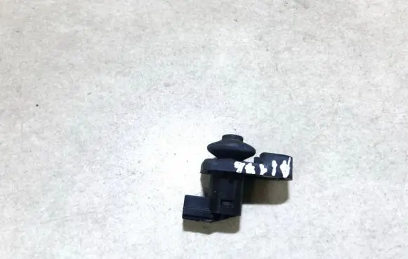 Nissan X-Trail T30 Front door sensor 