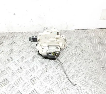Audi A4 S4 B7 8E 8H Front door lock 8E2837015AA