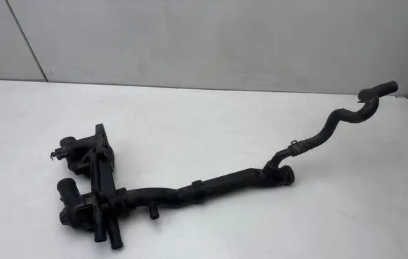 Volkswagen Golf Plus Thermostat/thermostat housing 03C121026J 03C121111P 03C121065F