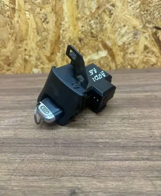 Audi A5 Sportback 8TA Ignition lock 8K0909131D 3330430102 103842359115022