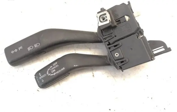 Audi A3 S3 A3 Sportback 8P Indicator stalk 8P0953513 01303600