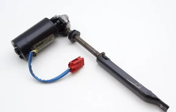 Ford Mondeo Mk III Seat adjustment motor 5609500 37125-90 3712590