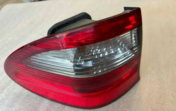 Mercedes-Benz E W211 Rear/tail lights A2118202764 379009 SWLS211