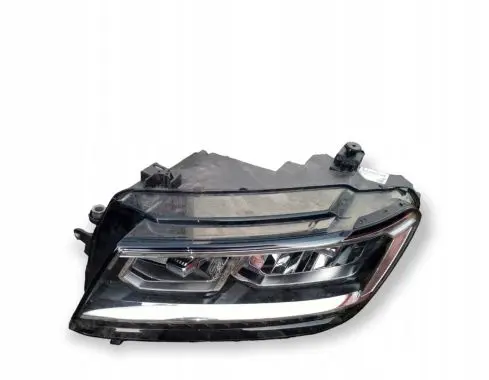 Volkswagen Tiguan Headlight/headlamp 5NB941035E