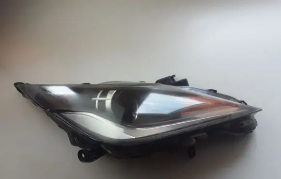 Toyota Aygo AB40 Headlight/headlamp 811300H140