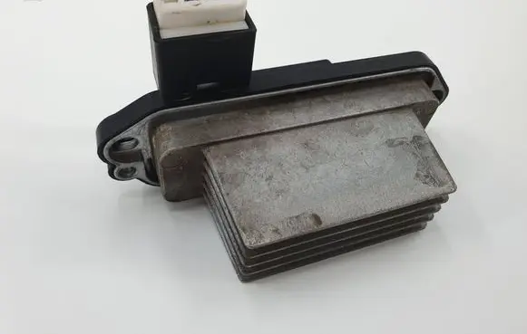 Mazda 3 I Heater blower motor/fan resistor HB180BP4M