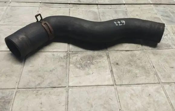 Jeep Grand Cherokee (WK) Intercooler hose/pipe 49258