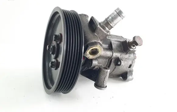Mercedes-Benz C W203 Power steering pump A6112300115 0024669201