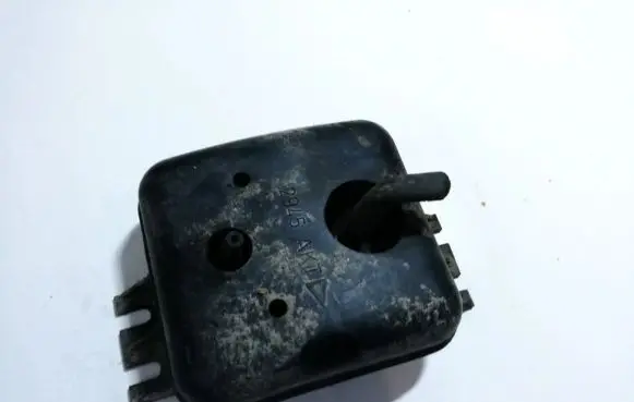 Opel Vectra B Vacuum air tank 2945akt
